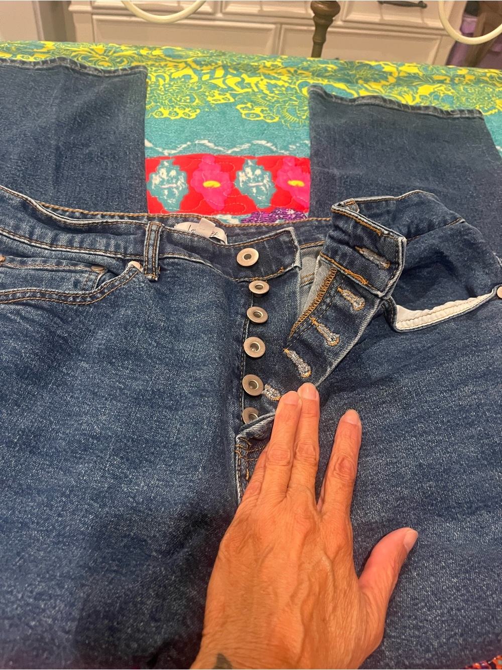 Torrid - Lovesick Straight-Leg Button-Fly Jeans - Dark Blue